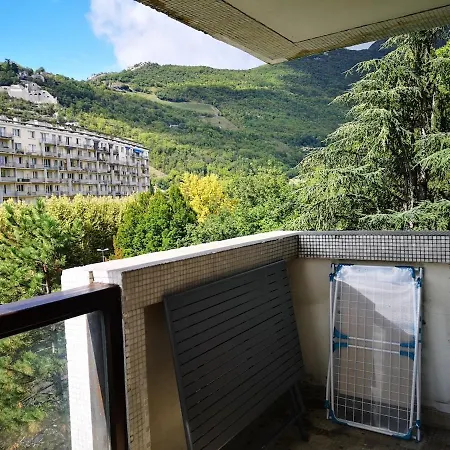 Apartment Spacious 8-guest With 3 & Garage *